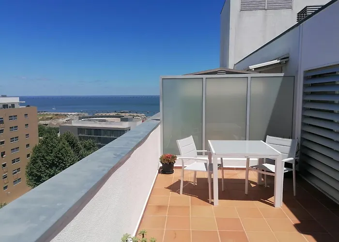 Lovely Lisbon Tejo Apartment