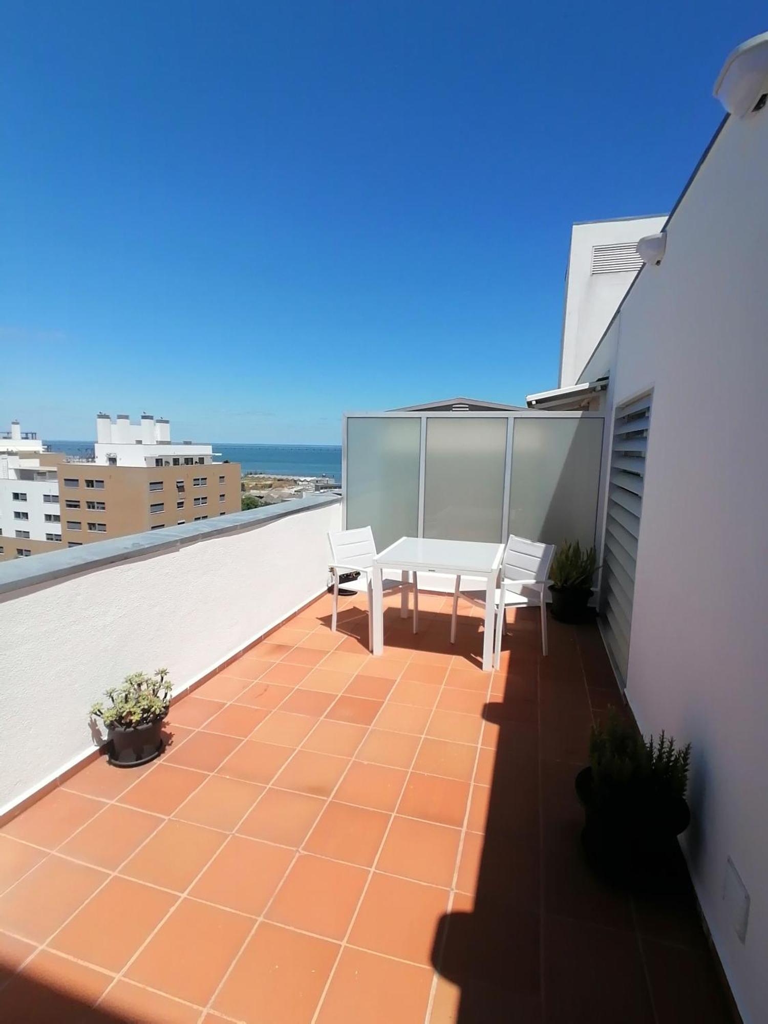 Lovely Tejo Apartment Lissabon